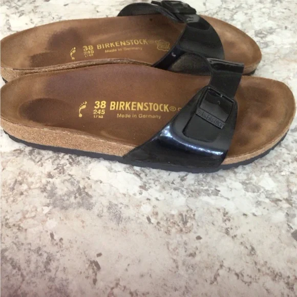 Birkenstock Sandals black patent leather size 8 - Picture 4 of 8